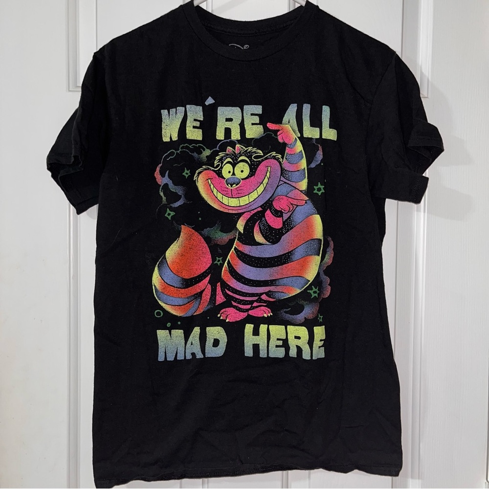Disney Cheshire Cat Tee. Size Medium.